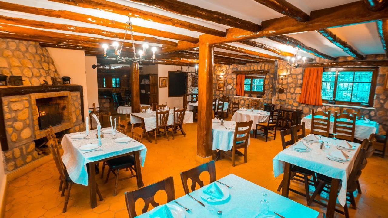 La Bergerie Auberge & Restaurant เวียร์เกน ภายนอก รูปภาพ
